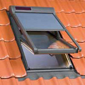 Fakro Komfort AMZ Solar